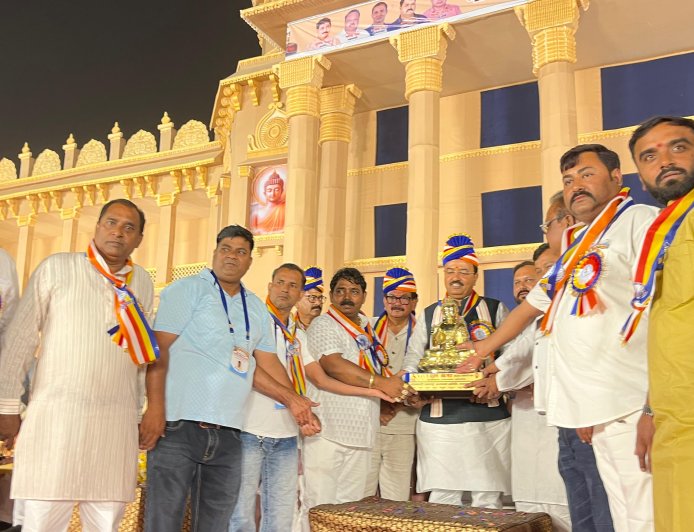 बाबा साहब के संविधान की ताकत से ही मैं दो बार उपमुख्यमंत्री बना: भीमनगरी मंच से केशव मौर्य का बड़ा बयान, गिन्नी माही के गीतों पर झूम उठे लोग