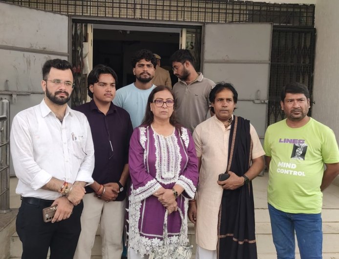 पशु क्रूरता के मामलों में एफआईआर दर्ज नहीं करती आगरा पुलिस, कई थानों पर निष्क्रियता व दुर्व्यवहार के आरोप; एसपीसीए सदस्य की शिकायत पर डीसीपी सिटी से मिला कार्रवाई का आश्वासन