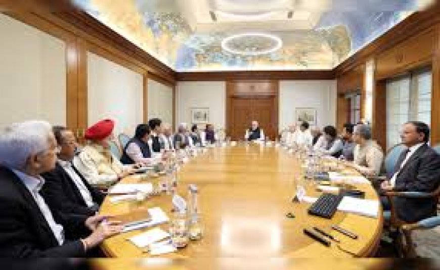 पश्चिम एशिया संकट पर सीसीएस की बैठक,  जंग के हालात पर चर्चा,  एलपीजी और पीएनजी की सप्लाई पर फोकस