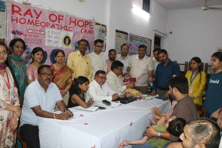 आगरा में 300 से अधिक विशेष बच्चों का स्वास्थ्य परीक्षण: शिविर में विशेषज्ञों ने दी सेवाएं