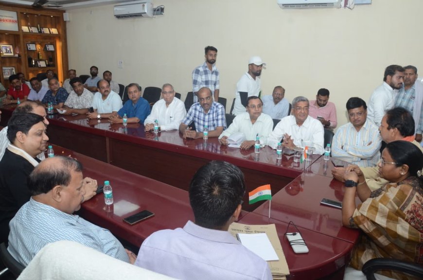 मेयर ने व्यापारियों को फिर से दिया भरोसा- ट्रेड लाइसेंस फिलहाल शुल्क स्थगित, खत्म करने की प्रक्रिया शुरू, व्यवसायी कर रहे थे पुरजोर विरोध