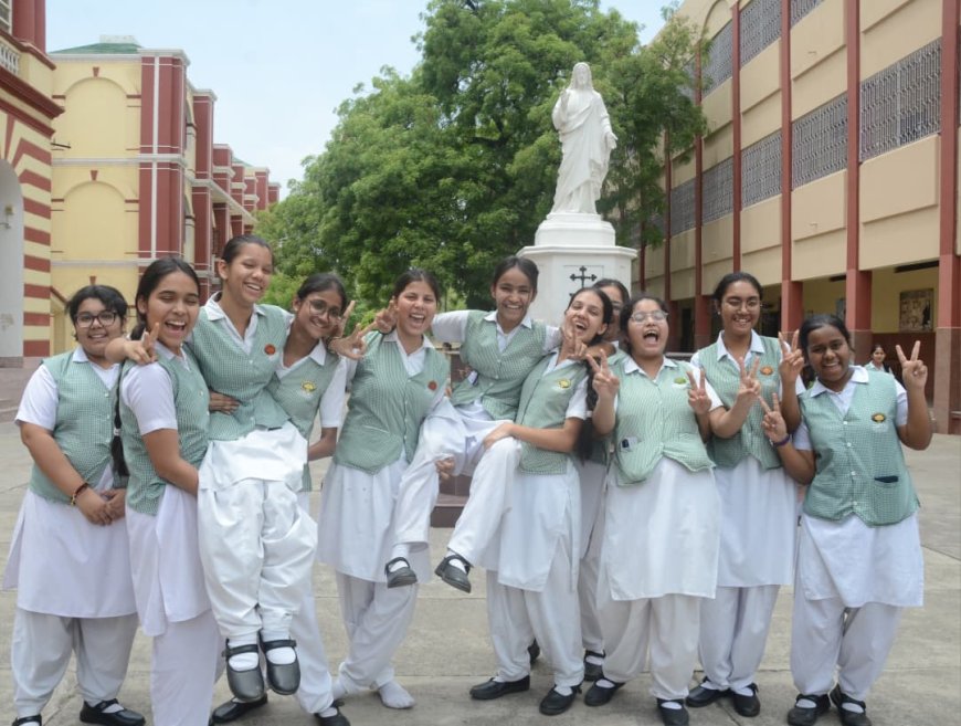 आईसीएसई-आईएससी रिजल्ट में आगरा का जलवा, 12वीं में श्रेय अग्रवाल टॉपर, 10वीं में भी शानदार प्रदर्शन