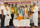 वृंदावन में व्यापारियों का शक्ति प्रदर्शन और सरकार को चेतावनी, अनदेखी बंद करो वरना बदलेंगे समर्थन