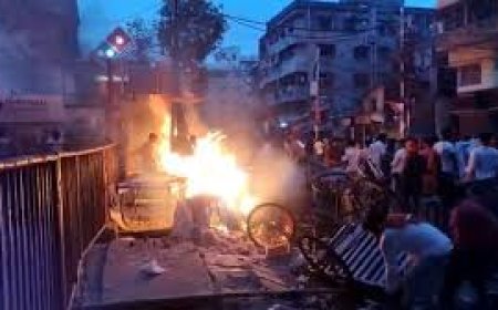 चुनाव बाद बंगाल में भड़की हिंसा, दो लोगों की मौत, एक्शन मोड में चुनाव आयोग