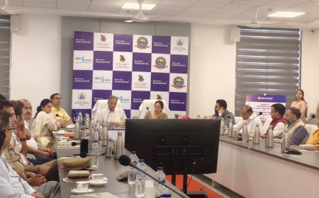 जगमग हुई गोवर्धन परिक्रमाः सांसद हेमा मालिनी ने लांच किया ‘मेरो मथुरा’ ऐप, अब मोबाइल पर मिलेगी पूरी तीर्थनगरी की सुविधाएं