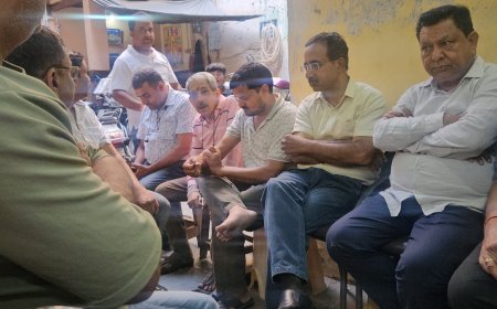 आगरा में 20 मई की दवा बंदी का थोक व्यापारियों ने किया विरोध, बोले- मरीजों को नहीं होने देंगे दवाओं की कमी