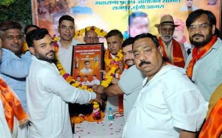 महाराणा प्रताप शोभायात्रा के सहयोगियों का भव्य सम्मान, जयकारों से गूंजा शमशाबाद रोड