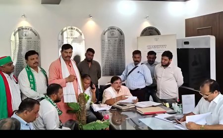 चौधरी चरण सिंह की प्रतिमा स्थल का सौंदर्यीकरण करें, नगरायुक्त से मिला रालोद प्रतिनिधिमंडल