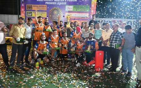 मास्टर हॉकी फ्यूजन प्रीमियर लीगः ‘आगरा रॉयल एनफील्ड’ बनी पहली चैंपियन, फाइनल में 6-2 से डॉ. गौतम जर्मन होम्यो मेडी सेंटर को रौंदा, तूफान-बारिश भी नहीं रोक सकी जुनून की लहर