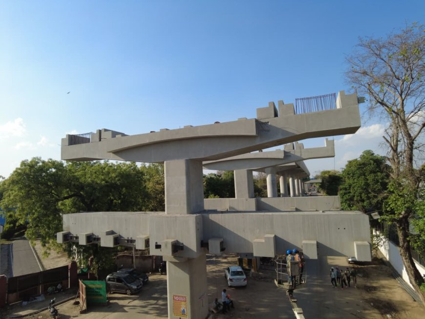 आगरा मेट्रो का नया इंजीनियरिंग कमाल, सिंगल पिलर तकनीक से बनेंगे स्टेशन, ट्रैफिक पर पड़ेगा कम असर