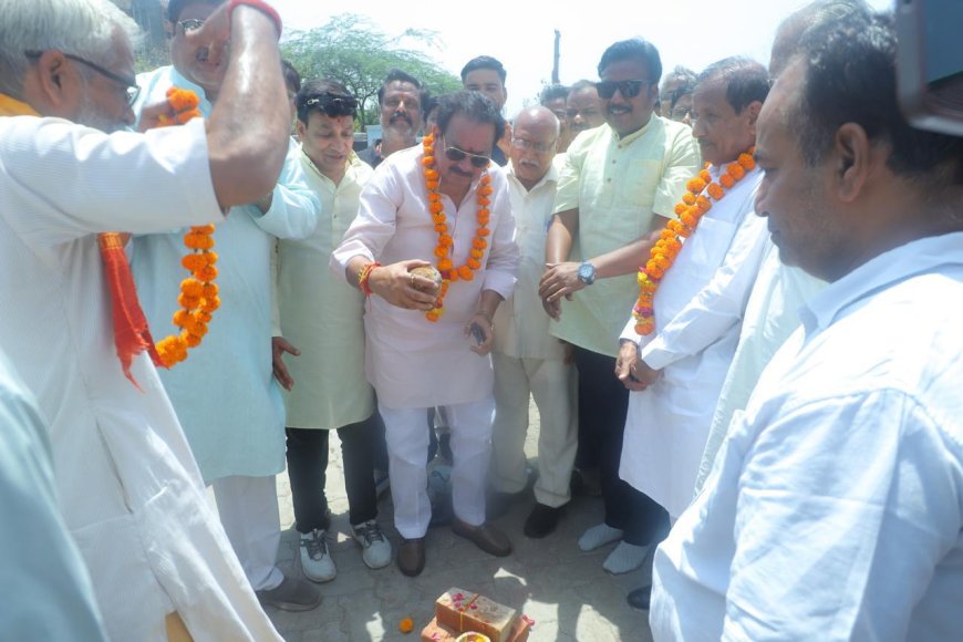 कमला नगर में बनेगा भव्य महाराजा अग्रसेन द्वार, केंद्रीय मंत्री एसपी सिंह बघेल ने किया शिलान्यास