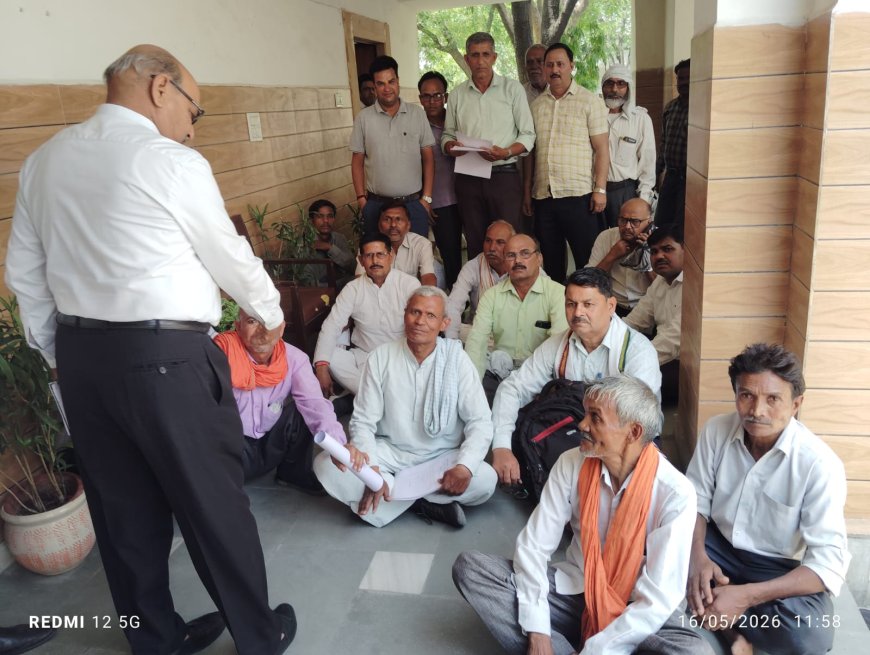 चार गुना मुआवजा दो या जमीन वापस करो : मंडलायुक्त कार्यालय पर धरना देकर किसानों ने भरी हुंकार हुंकार, इनर रिंग रोड तृतीय फेस अधिग्रहण को लेकर बड़े आंदोलन का ऐलान, 19 मई को निर्णायक बैठक