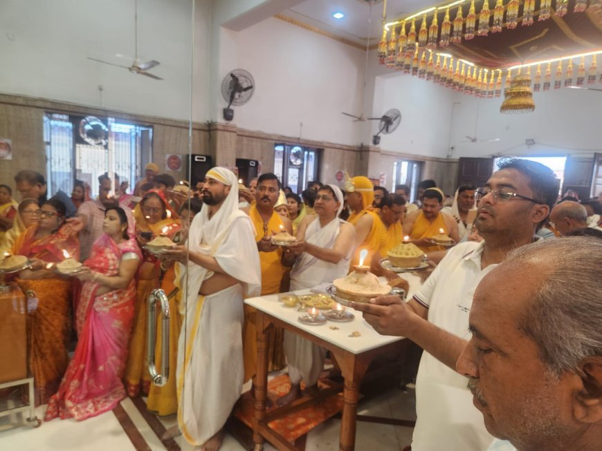 आगरा में श्रद्धा और भक्ति के साथ मनाया गया त्रि-कल्याणक महोत्सव, 108 किलो लाडू अर्पित