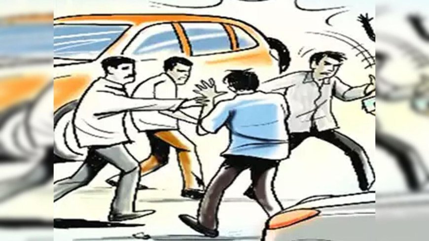 पिस्टल के बल पर युवक को कार में खींचने की कोशिश, सदर बाजार में मची खलबली