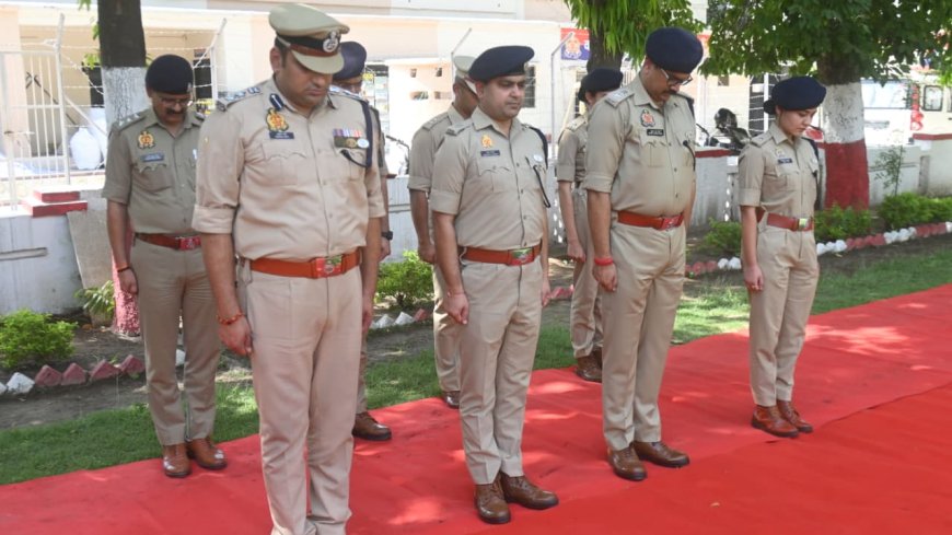 वफादार साथी ट्रैकर डॉग फैंग को अंतिम सलाम, बरेली पुलिस लाइन में भावुक विदाई