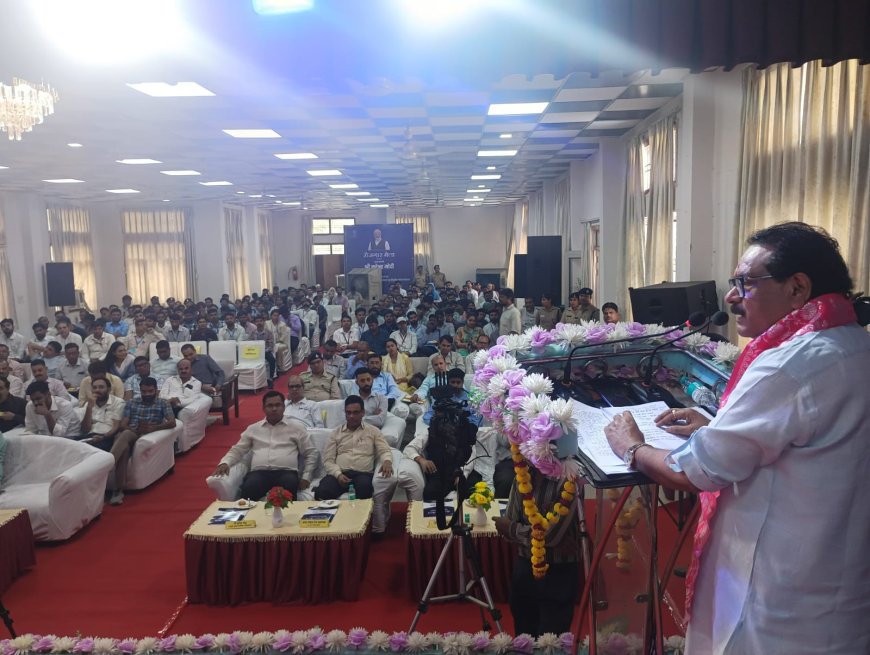 आगरा कैंट पर 19वें रोजगार मेले में 213 युवाओं को मिले नियुक्ति पत्र, केंद्रीय मंत्री प्रो. बघेल ने दी राष्ट्रसेवा की सीख