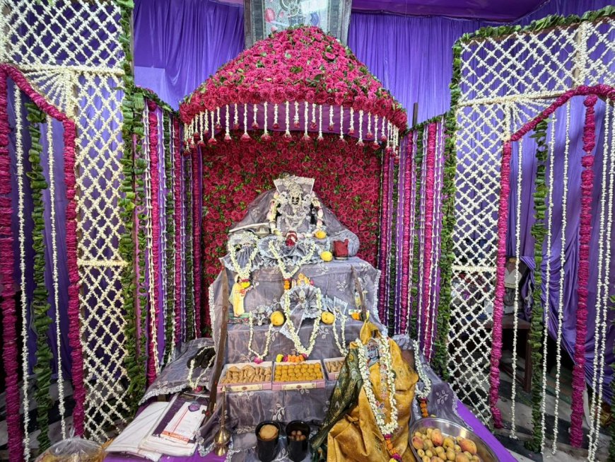 गंगा दशहरा पर ठाकुर जी के समक्ष शस्त्र पूजन- श्री मथुराधीश मंदिर गुलाबों से महका, श्री प्रेमनिधि मंदिर में मना पाटोत्सव