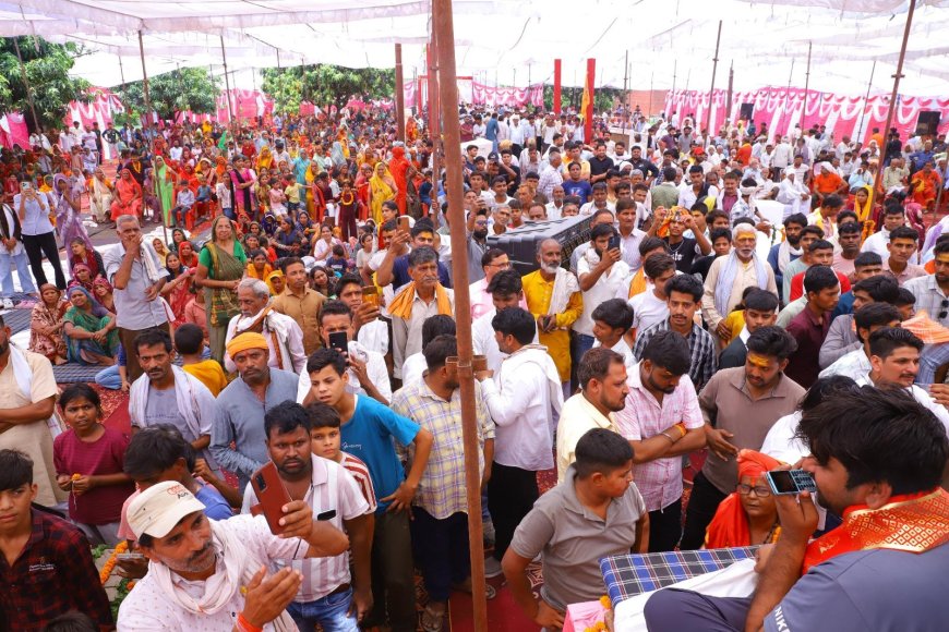 आगरा भक्तिरस में सराबोर: श्रवण गंगा यात्रा के लिए सोरों जी रवानगी, मंदिरों में विविध आयोजन, बल्केश्वर पार्क में भागवत कथा की गूंज