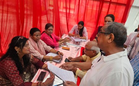 जयपुर हाउस की बदहाल व्यवस्था पर फूटा लोगों का गुस्सा, मेयर को सौंपा 12 सूत्रीय ज्ञापन, सड़क, सीवर, पानी, सफाई और बिजली की समस्याओं पर उठी आवाज, मेयर ने अधिकारियों को समयबद्ध कार्रवाई के दिए निर्देश