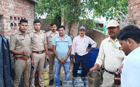 आगरा के मनकामेश्वर मंदिर क्षेत्र को सप्लाई  होता था टूंडला में बना नकली घी, एफएसडीए ने किया फैक्ट्री का भंडाफोड़