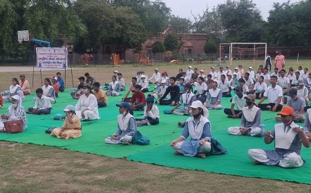 डीईआई में योग, साधना और संस्कार का महाकुंभ, 300 से अधिक साधकों ने किया सामूहिक योगाभ्यास, 82 वर्षीया योग साधिका सहित उत्कृष्ट प्रतिभागियों का हुआ सम्मान