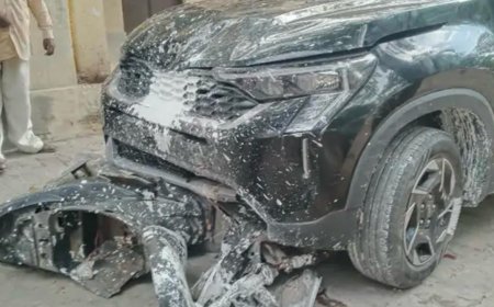 कार में फंसी एक्टिवा को एक किलोमीटर तक घसीटता ले गया चालक, युवक गंभीर घायल