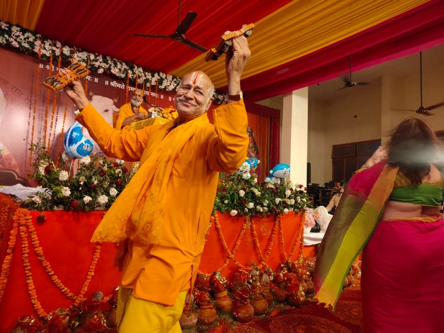 धर्म, भक्ति और ब्रज संस्कृति के संदेश से सराबोर हुए श्रद्धालु, भागवत कथा से लेकर मनोरथ उत्सवों में दिखा कृष्णमय वातावरण