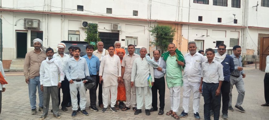 इनर रिंग रोड और लैंड पार्सल को लेकर हुई बैठक में किसान बोले- जमीन लौटाओ या कानून के अनुसार मुआवजा दो, जल्द होगी उच्चस्तरीय बैठक