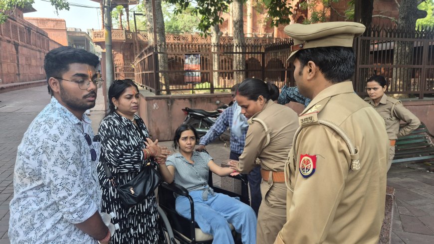 ताजमहल पर 17 वर्षीय पर्यटक की बिगड़ी तबीयत, सीआईएसएफ और पुलिस की तत्परता से बची जान