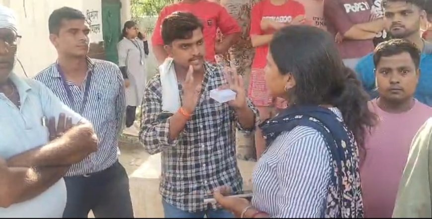 आगरा के गांव में बच्चों को एक्सपायरी दवा बांटे जाने का एसडीएम ने लिया संज्ञान, ड्रग विभाग ने सैंपल लेकर जांच को भेजे