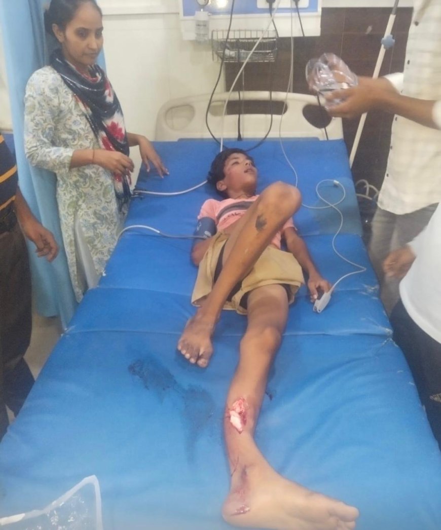 कुबेरपुर चौराहे पर तेज रफ्तार कार का कहर, सड़क पार कर रहे मासूम को मारी टक्कर, चालक फरार