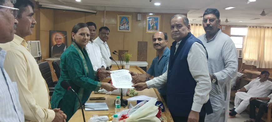 व्यापारियों की एसजीएसटी समस्याओं पर नेशनल चैम्बर ने प्रमुख सचिव के सामने रखीं छह अहम मांगें, शीघ्र समाधान का मिला भरोसा