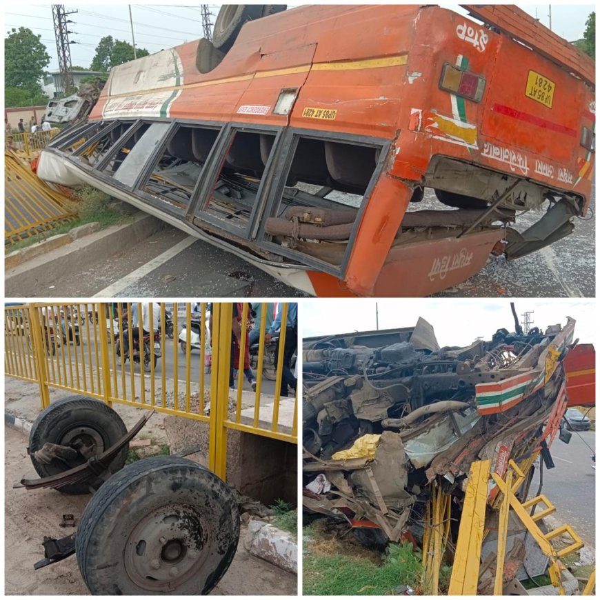 आगरा में हाईवे पर दौड़ती बस पलटी, अरतौनी पर हुए हादसे में बस के दो पहिए भी निकल गए, कई यात्री घायल
