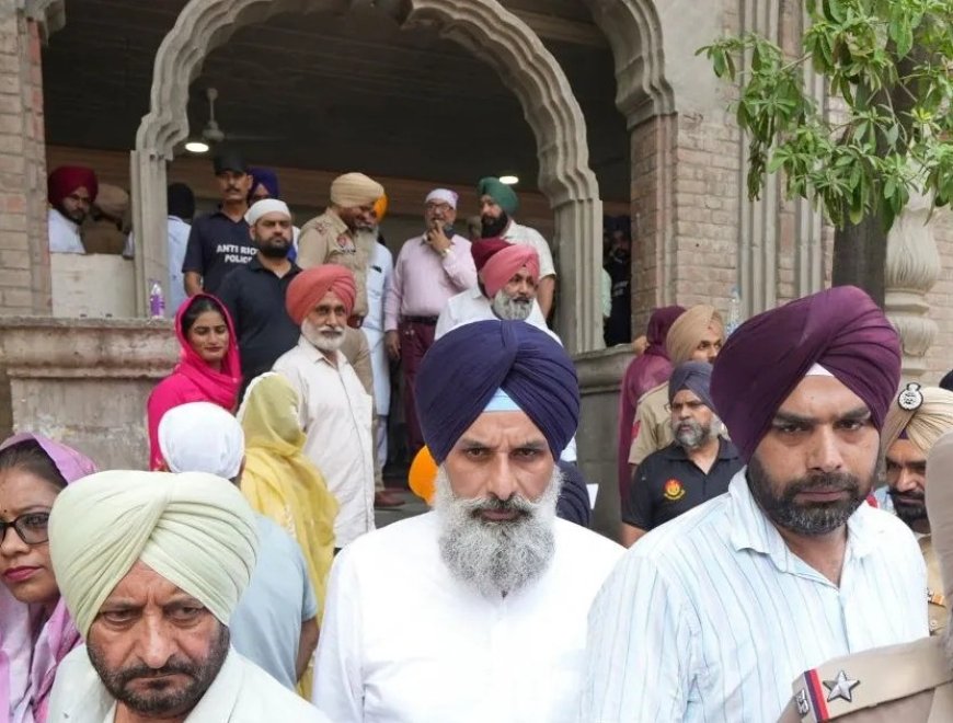 अकाल तख्त का सख्त फरमान: एक महीने में संशोधित करें बेअदबी कानून, पंजाब सरकार को सुनाया आदेश