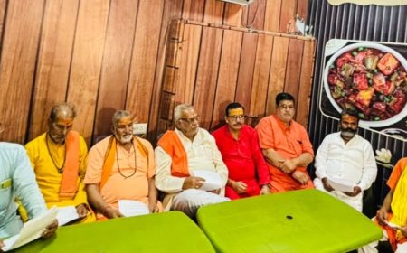 कैलाश मंदिर के महंतों का ऐलान- मंदिर परिसर में निजी मंदिर का निर्माण नहीं होने देंगे, गरिमा से खिलवाड़ का हर स्तर पर होगा विरोध