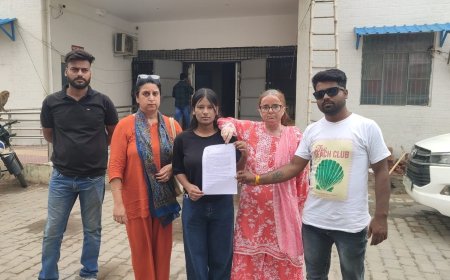 कम्युनिटी डॉग्स को खाना खिलाना पड़ा भारी! मां-बेटी पर लोहे की रॉड से हमला, एक कुत्ते की मौत, अपर पुलिस आयुक्त ने दिए जांच के आदेश, पशु प्रेमियों ने पुलिस पर भी लगाए गंभीर आरोप