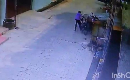 आगरा  में 'साइकिल चोर गैंग' का पर्दाफाश,सीसीटीवी में कैद हुए किशोर,कबाड़ी को बेचते थे साइकिलें