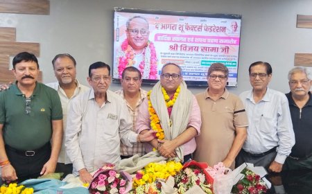 द आगरा शू फैक्टर्स फेडरेशन के अध्यक्ष पद की विजय सामा ने ली शपथ, व्यापारी हितों के लिए काम का भरोसा