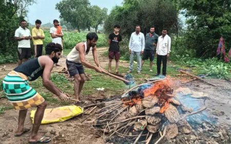 बारिश ने रोक दी चिता की आग, आगरा में महिला का दो बार करना पड़ा अंतिम संस्कार