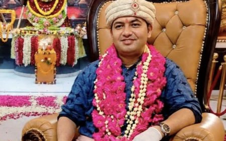 मनौना धाम के महंत ओमेंद्र महाराज ओडिशा की धार्मिक यात्रा पर, कांटाबाजी में में सजेगा बाबा श्याम का दरबार