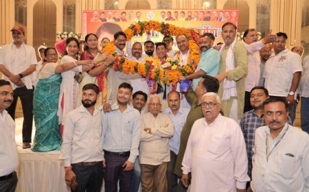 विधायक डॊ. धर्मेश ने 70वें जन्मदिन पर कुष्ठ आश्रम में की सेवा, सुंदरकांड पाठ कर समाजसेवा का लिया संकल्प