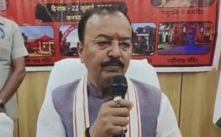 'लाठीचार्ज नहीं, विपक्ष की साजिश थी': छात्र आंदोलन पर डिप्टी सीएम केशव प्रसाद मौर्य का पलटवार, पेपर लीक पर भी दिया करारा जवाब
