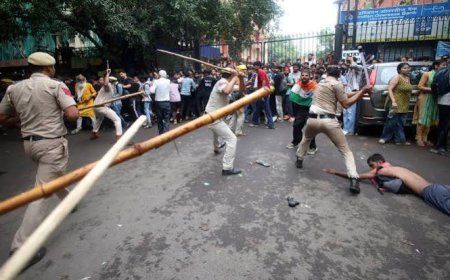  दिल्ली में जंतर-मंतर पर फिर हंगामा, प्रदर्शनकारियों ने पुलिस पर किया हमला, आंसू गैस के गोले दागे गए