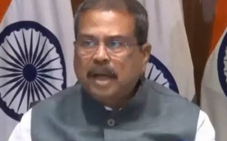धर्मेंद्र प्रधान ने शिक्षा मंत्री के पद से दिया इस्तीफा,  पीएम मोदी को भेजा त्यागपत्र, जेन जी के आगे झुकी सरकार  