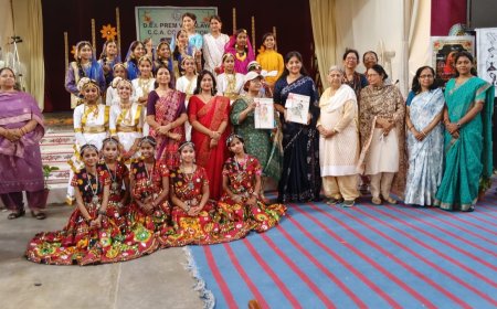 थिरके कदम, गूंजी तालियां और छलका आत्मविश्वास! आगरा के प्रेम विद्यालय की छात्राओं ने नृत्य मंच पर बिखेरा प्रतिभा का अद्भुत रंग