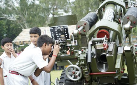 कारगिल के रणबांकुरों को सलाम: बरेली में गूंजी भारतीय सेना की ताकत, आधुनिक हथियारों ने युवाओं में जगाया राष्ट्रसेवा का जज़्बा