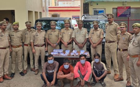 आगरा में 'थार-स्कॉर्पियो गैंग' का पर्दाफाश, बिजलीघर चौराहे से लिफ्ट देकर गाड़ी में बैठाते और सुनसान जगह पर ले जाकर लूट लेते, चार शातिर गिरफ्तार, लूटे गये जेवरात, कैश और लूट में प्रयुक्त दोनों गाड़ियां बरामद