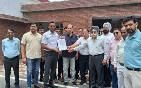 एमईएस बिल्डर्स का देशव्यापी आंदोलन शुरू, 80 शाखाओं के 8 हजार सदस्य मैदान में, समाधान नहीं मिला तो कार्य बहिष्कार की चेतावनी, आगरा में भी ज्ञापन सौंपा गया