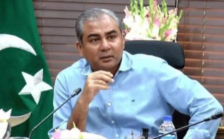 पाकिस्तान में कॉकरोच पार्टी से हड़कंप, गृहमंत्री को सता रहा विद्रोह का खौफ,  अपनी ही सरकार को किया अलर्ट