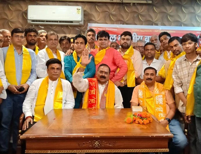 अब लॉलीपॉप नहीं, अधिकार चाहिए, ब्राह्मण समाज की बैठक में सरकारों पर तीखा हमला